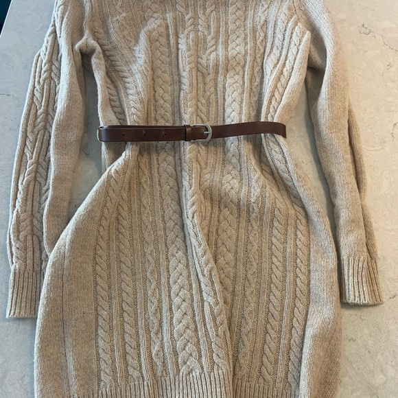 Stunning Maternity Collection Size Small - Picture 3 of 16